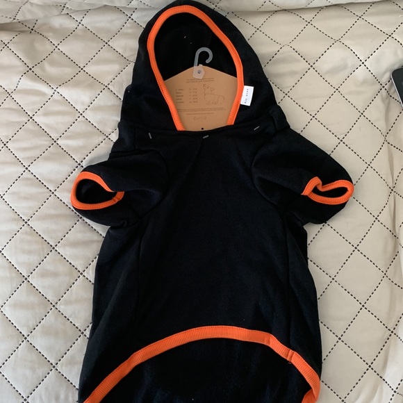 NWT Rae Dunn dog Halloween hoodie size Large. - Picture 2 of 3